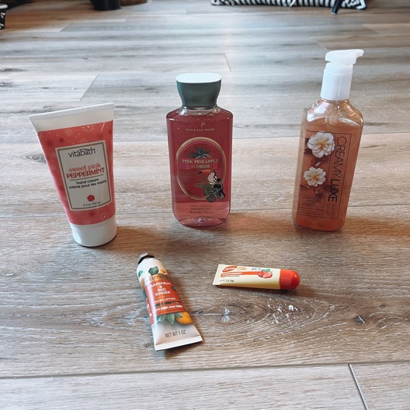 Lotion/soap/chapstick BUNDLE - Picture 1 of 11